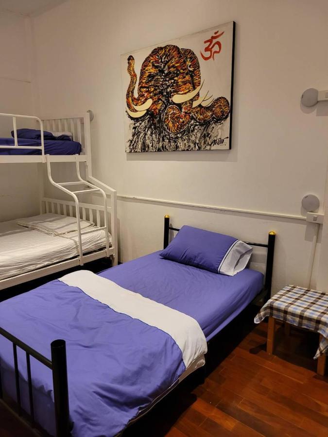 La Maison Verte Hostel Chiang Mai Esterno foto