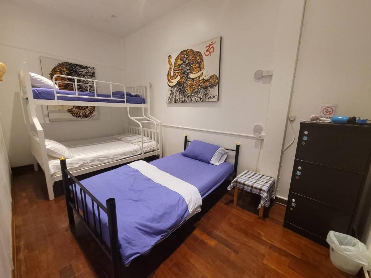 La Maison Verte Hostel Chiang Mai Esterno foto