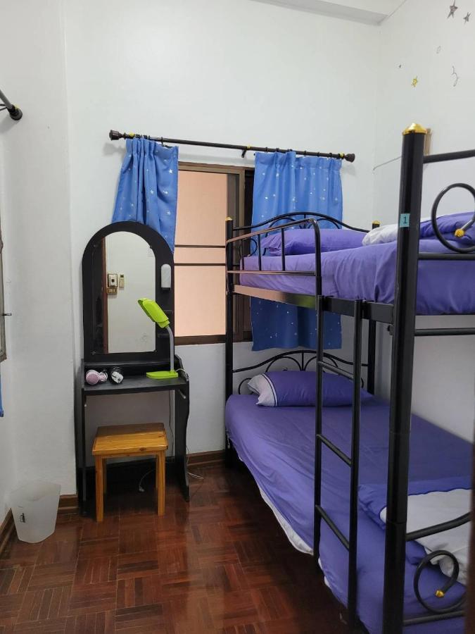 La Maison Verte Hostel Chiang Mai Esterno foto