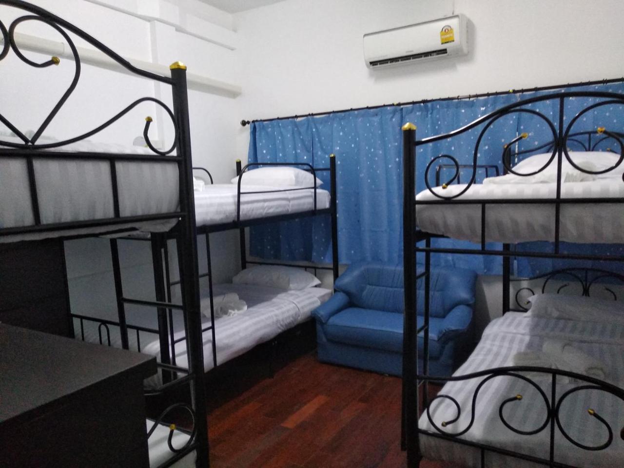 La Maison Verte Hostel Chiang Mai Esterno foto