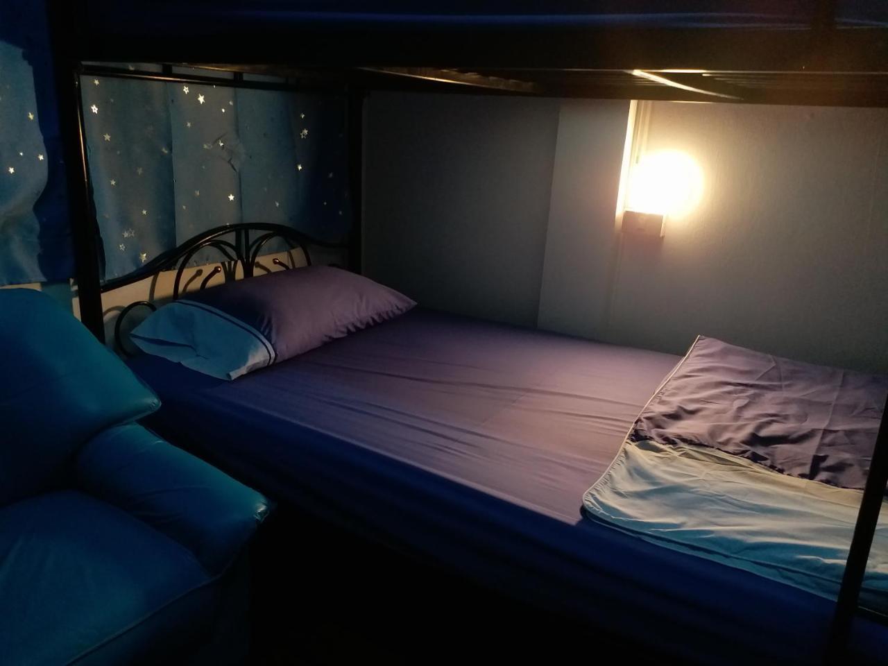 La Maison Verte Hostel Chiang Mai Esterno foto